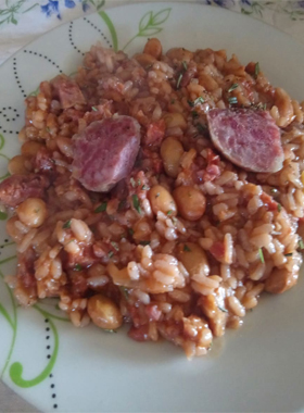 Risotto al lambrusco con cotechino e fagioli