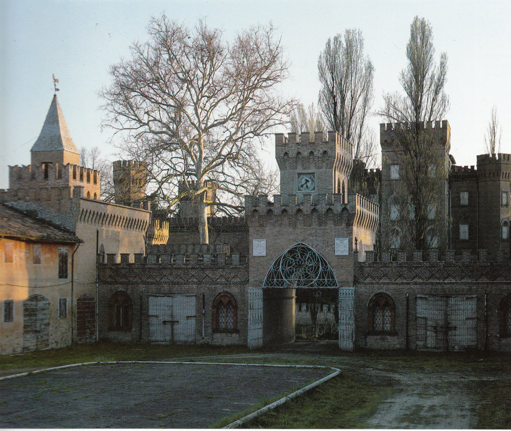 Antichi palazzi – Castello Carrobio – Massa Finalese