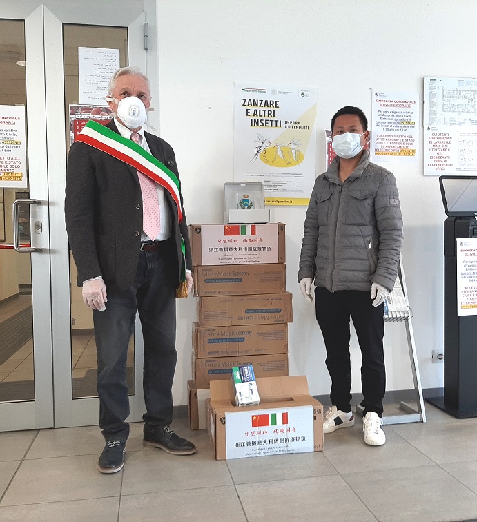 Mirandola –  4000 Mascherine protettive donate al Comune