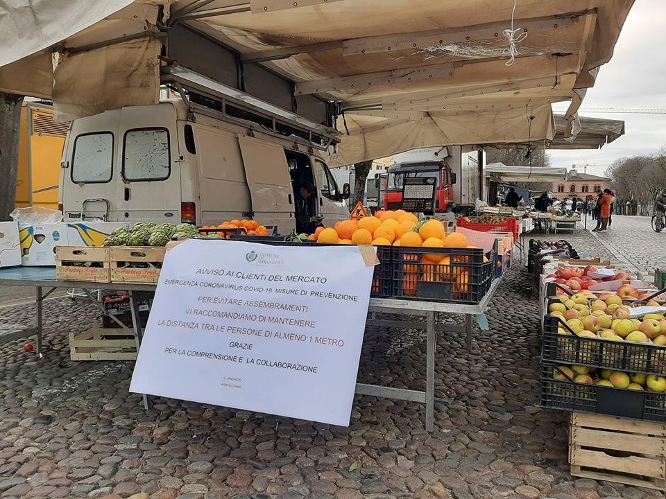 Sabato 18, torna il mercato in piazza a Mirandola per soli banchi di generi alimentari