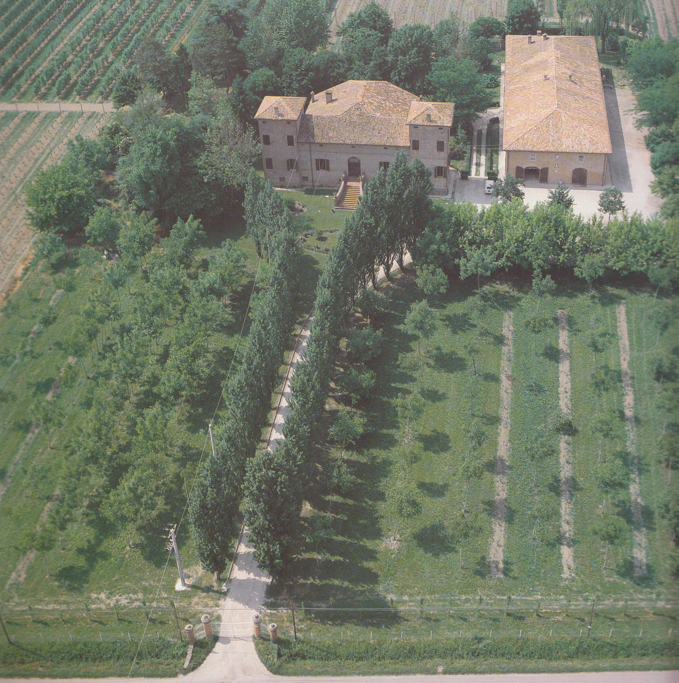 Antichi palazzi –  Villa Alessandrini –  San Prospero, Staggia.