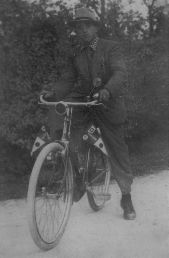 E’ la bicicletta di Angiolino Bonfatti, vissuto dal 1910 al 1975 ai Terzi di San Giovanni di Concordia. Il borgo dove .........