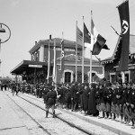 Stazione_di_San_Felice_sul_Panaro_addobbata_in_attesa_del_treno_di_Hitler_(1938)