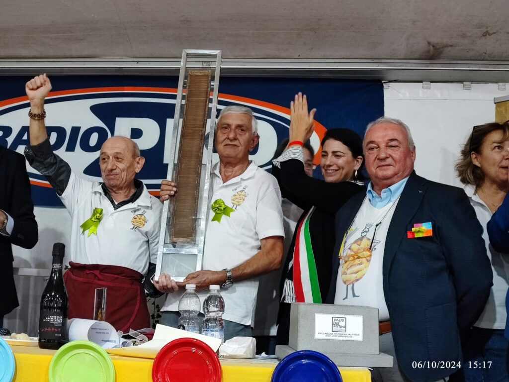 Alla frazione di San Giacomo Roncole il Paloo del Pettine 2024