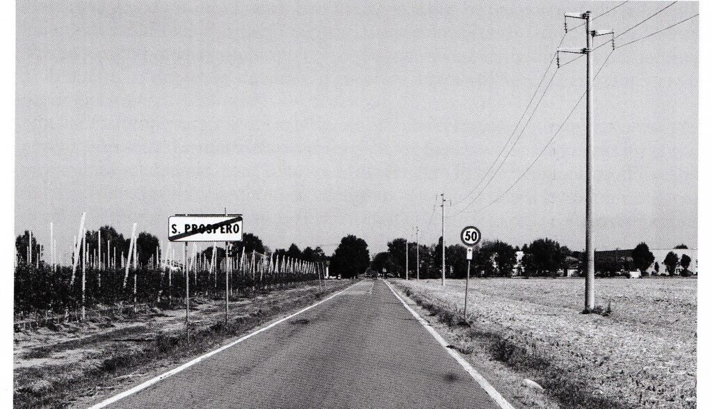 È da una decina d’anni che sento parlare, concretamente, di costruire una autostrada, denominata Cispadana, che colleghi la bassa parmense con il ferrarese.

A me mirandolese fa piacere raggiungere d’estate la riviera.........