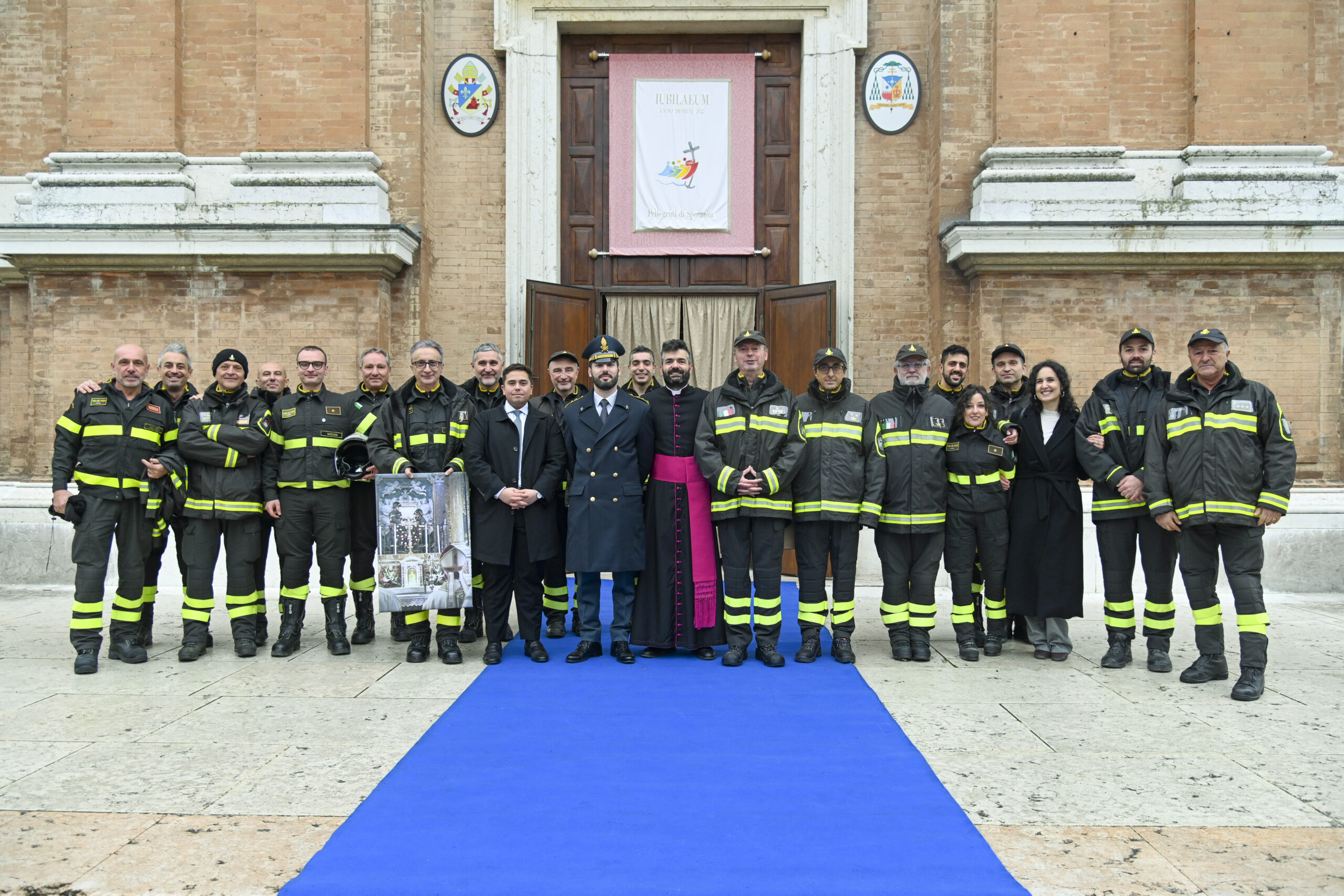 Solenne celebrazione di Santa Barbara, protettrice dei Vigili del Fuoco, presso la Basilica Pontificia di Fiorano.