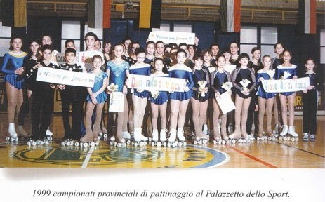 Nel 1972 la Polisportiva “G.Pico” iniziò a svolgere attività nel settore del pattinaggio artistico.

Nel 1973 già parecchie decine di ragazzi operavano sotto la guida del M° Castellari e della signora Silvia Ilona.....